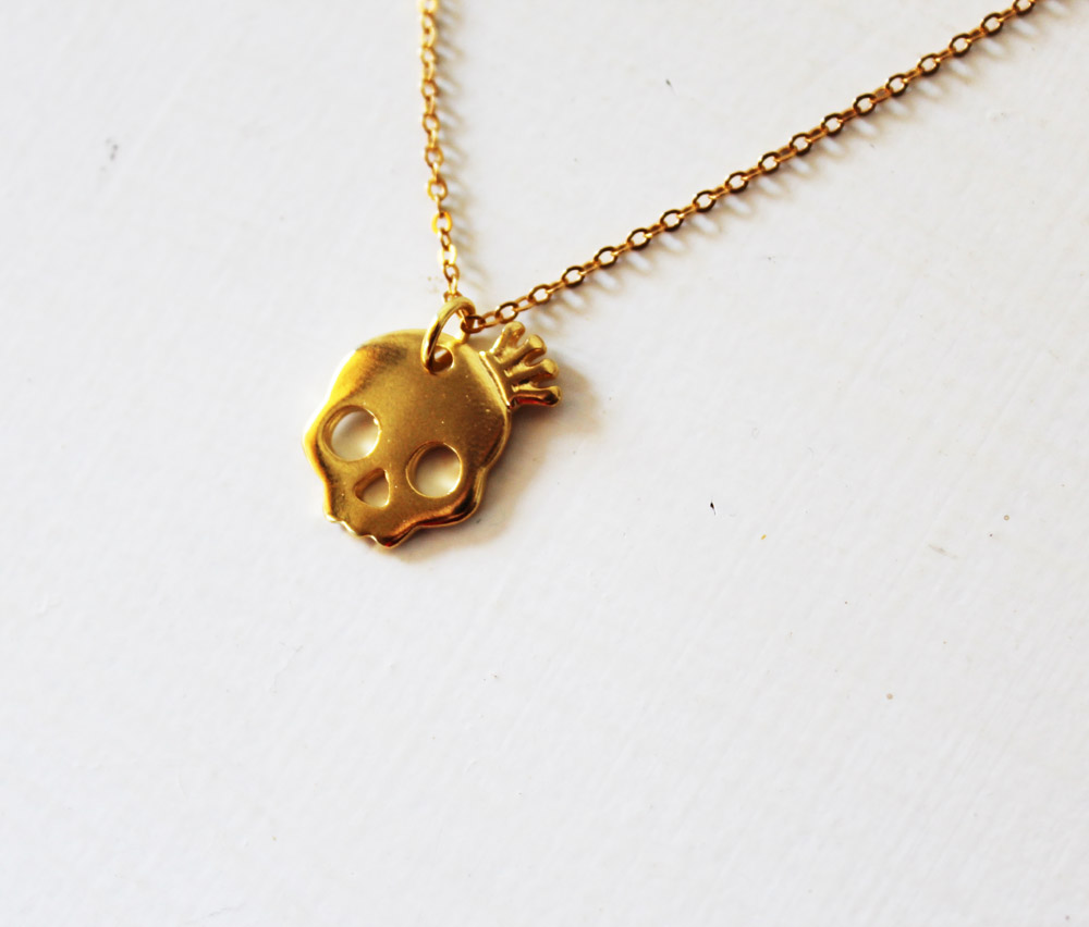 Gold Skull Necklace, Gold Skull Pendant, Small Skull Necklace, Halloween Skulls, Gold Skull Charm, Small Skull Pendant, Halloween Jewelry